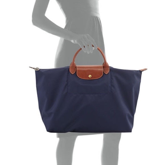 longchamps weekender bag